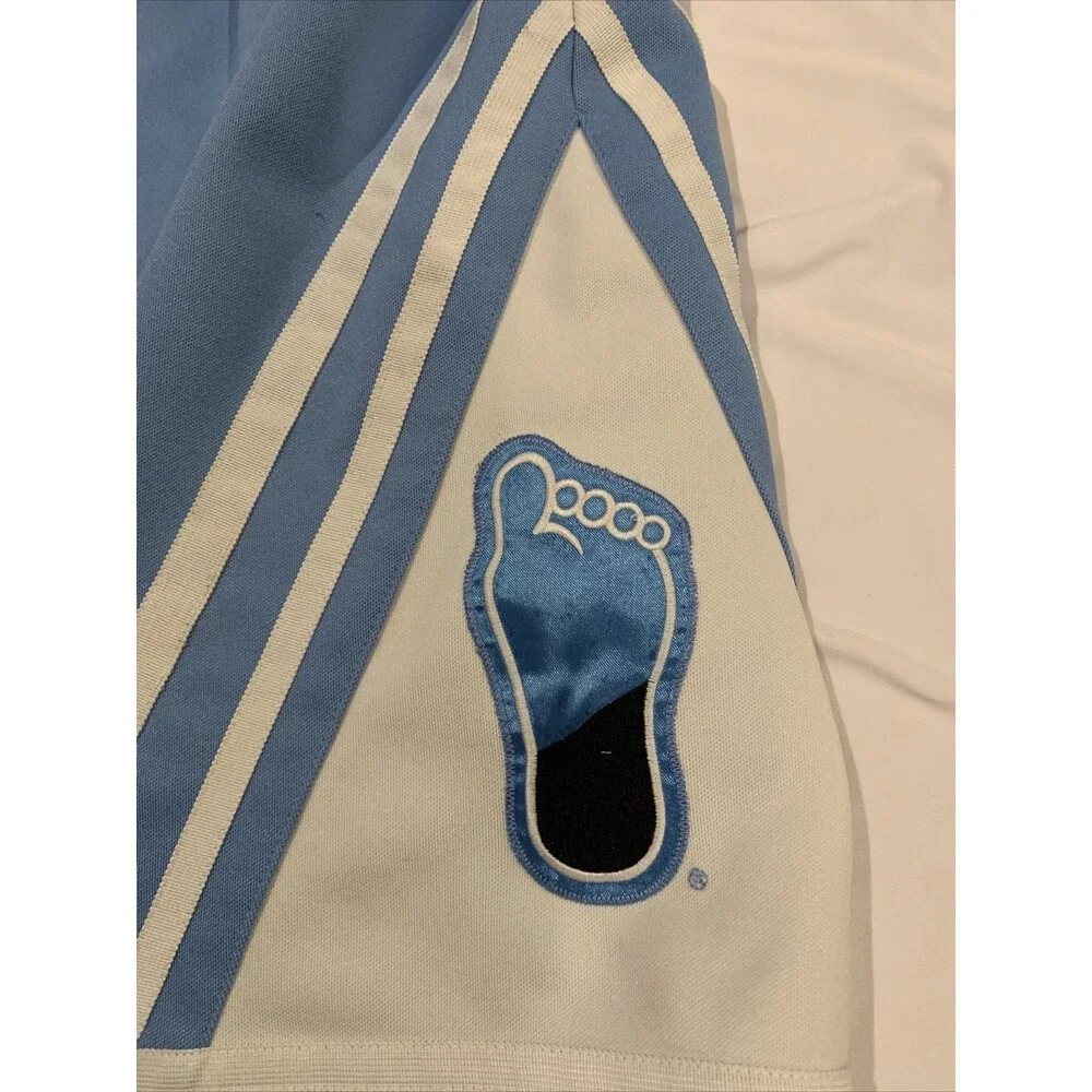 RARE VTG NIKE JORDAN NORTH CAROLINA TAR HEELS BASKETBALL SHORTS IN SIZE S